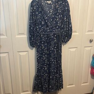 Max Studio Navy Floral Long Sleeve Dress